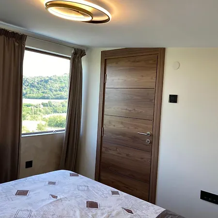Appartamento Atalanta Luxury House Fruska Gora Novi Ledinci